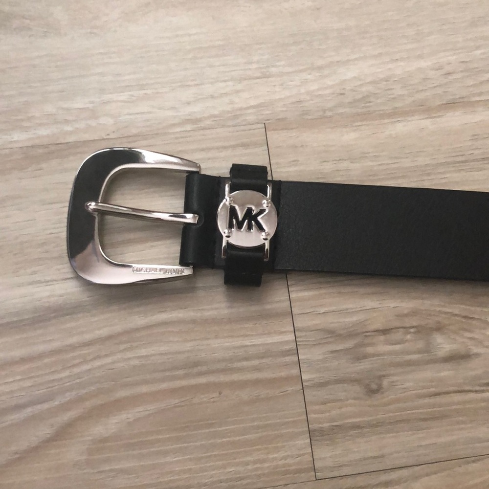 Michael Kors black belt